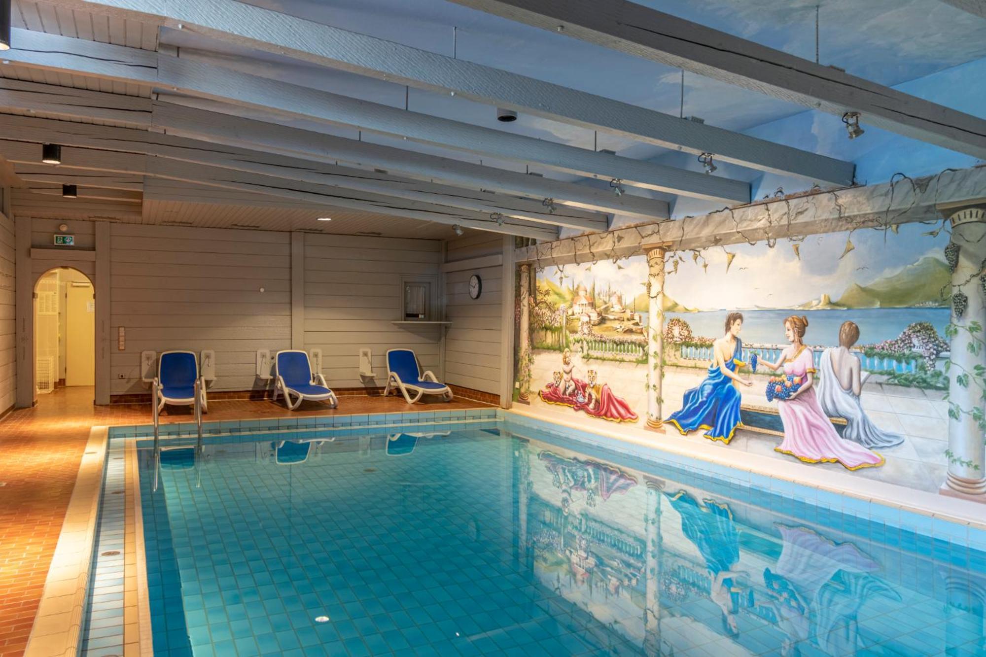 Hotel Am Schlosspark Zum Kurfuerst Oberschleissheim Ngoại thất bức ảnh