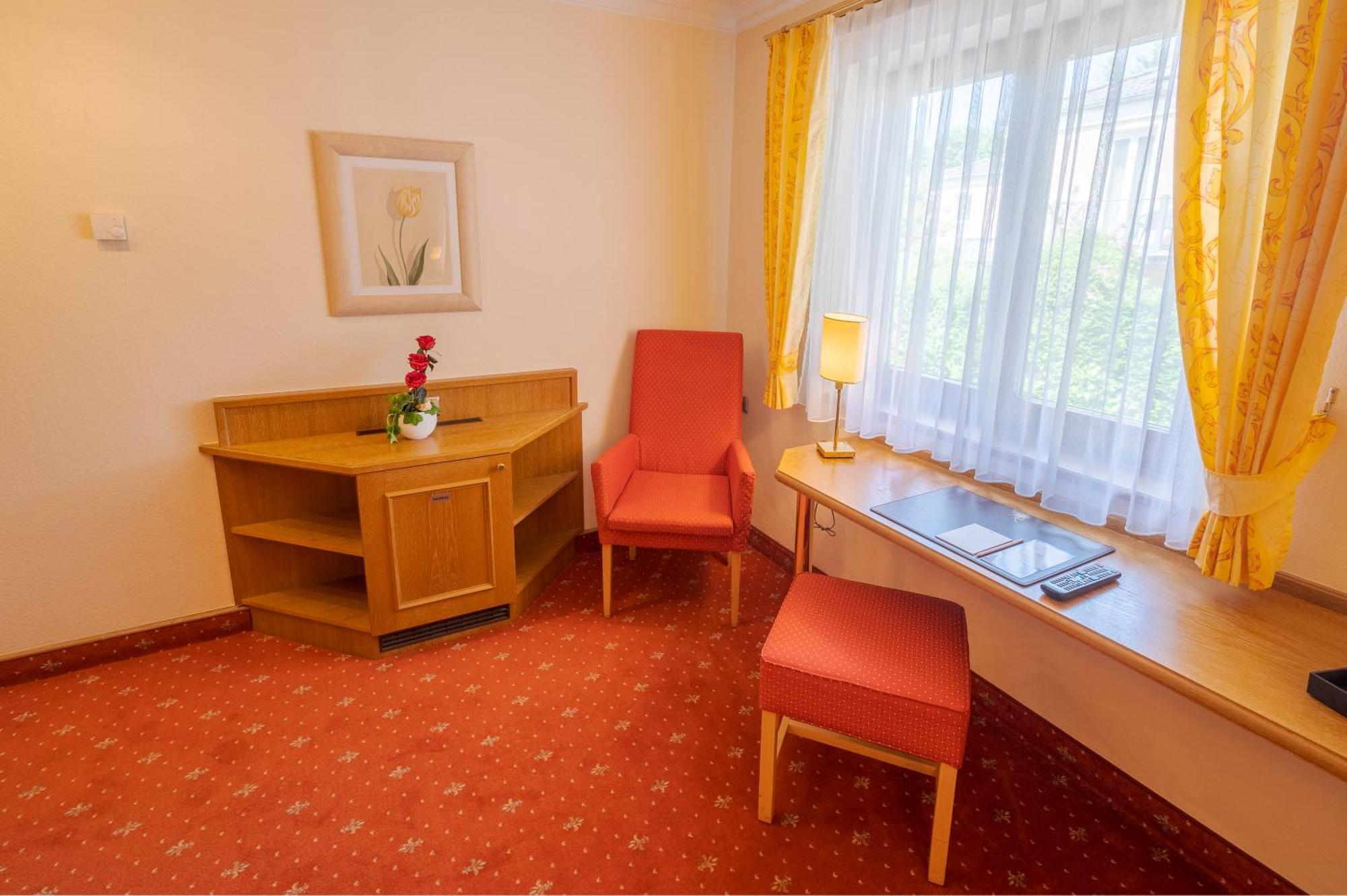 Hotel Am Schlosspark Zum Kurfuerst Oberschleissheim Phòng bức ảnh