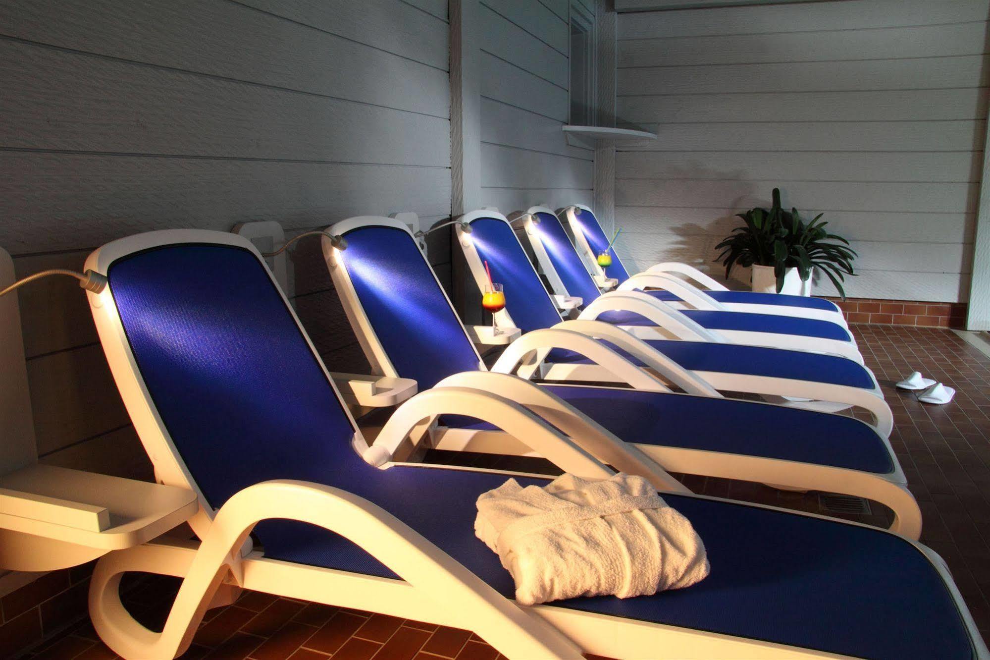 Hotel Am Schlosspark Zum Kurfuerst Oberschleissheim Ngoại thất bức ảnh